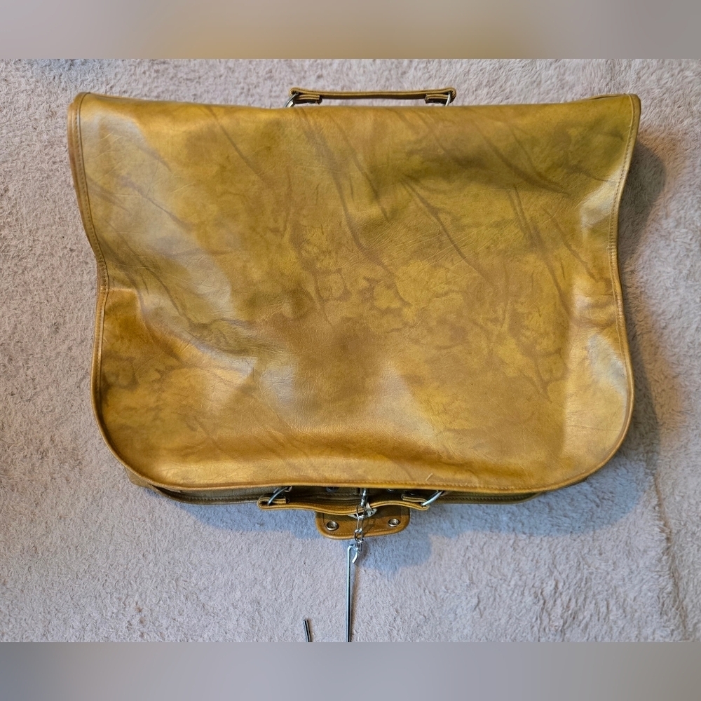 American Tourister Vintage Hanging Travel Bag Faux Leather Tan - Picture 1 of 11